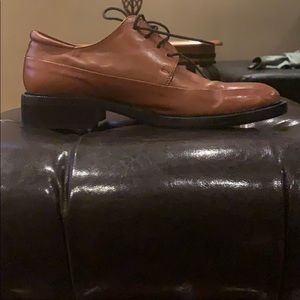 Chestnut brown, dress shoe